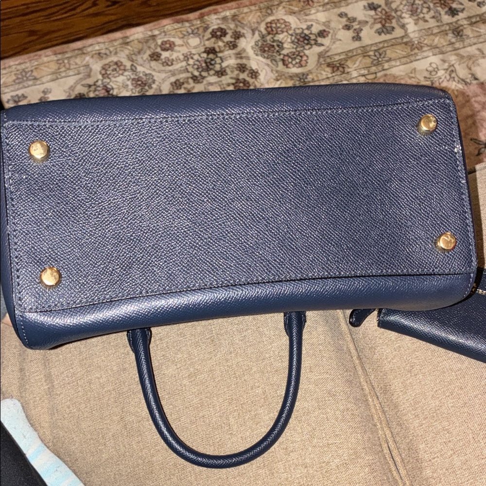 Coach navy Satchel with Gold Accents w/ matching wallet - Picture 4 of 7